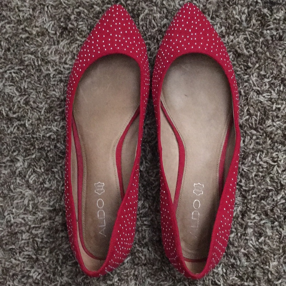 Red pointed toe flats